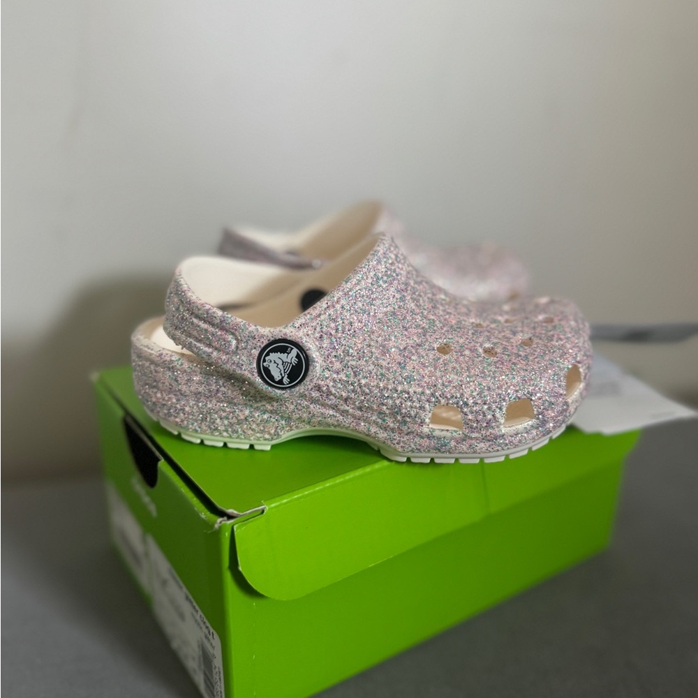 Toddler Girl Glitter Clogs